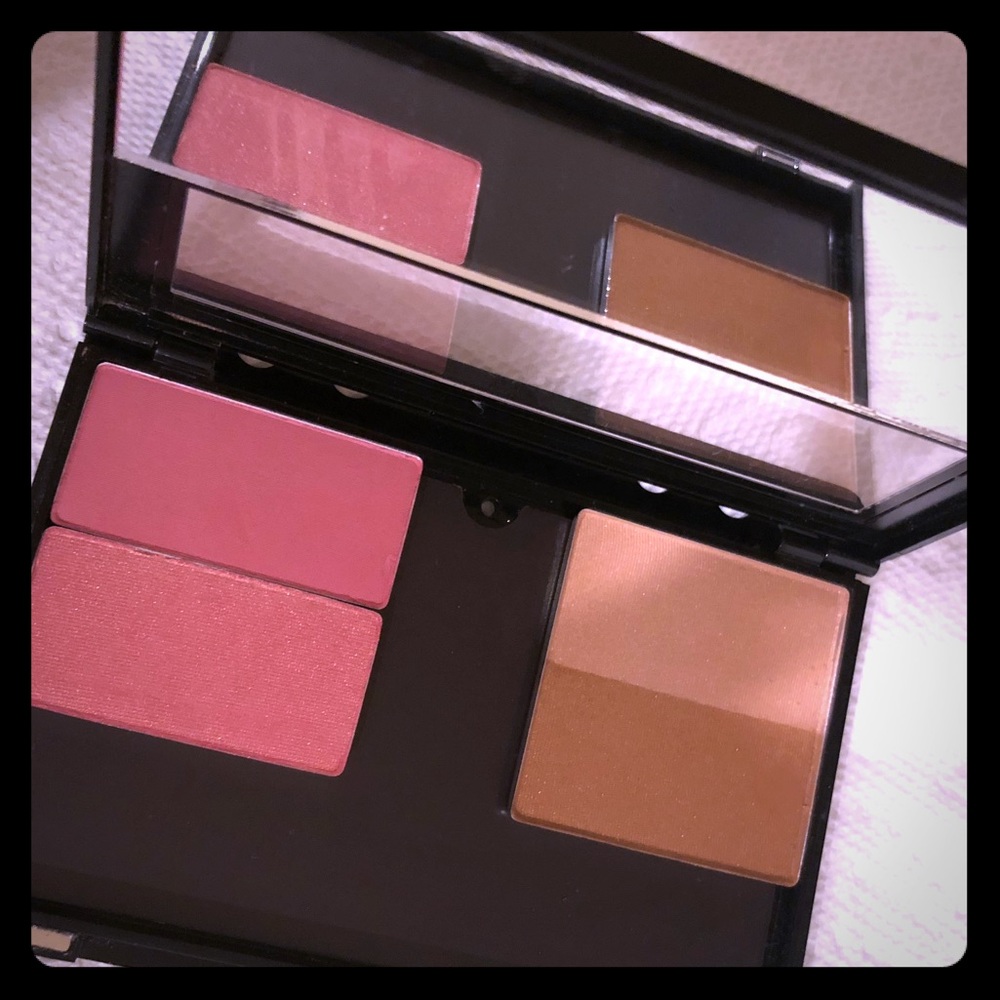 Trish McEvoy bronzer and blush set